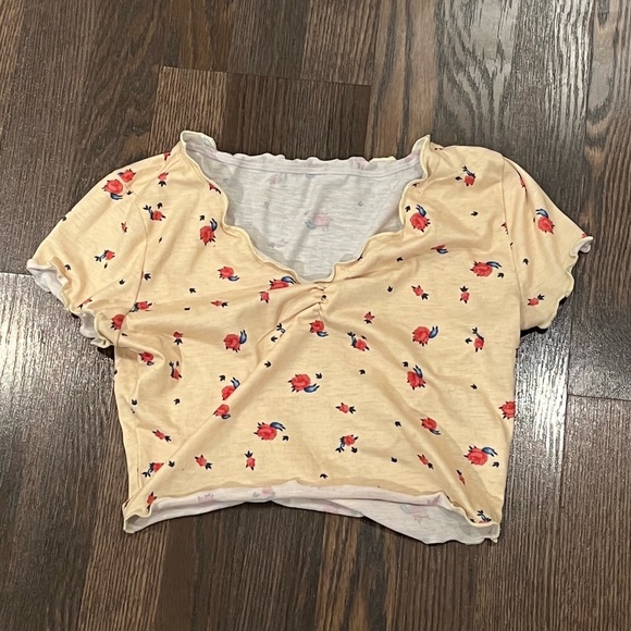 Cute Summer Crop Top Bundle - Picture 2 of 5